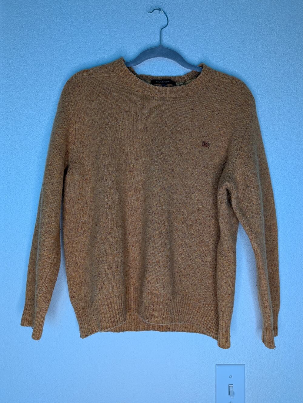 Burberry Women's Gold Knit Sweater 7 Luxury Designer Cozy Cottagecore Chic *READ